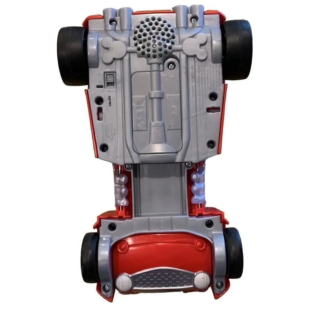 Disney Mickey Mouse roadster car - Transformer Talking red race car‎